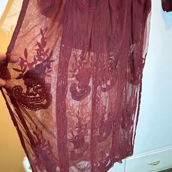 Wishlist Red Long Sleeve Bishop Gown - Picture 7 of 14